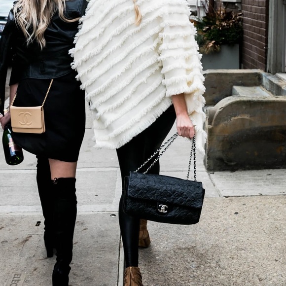 Chanel Black Lucky Charm Embossed Leather CC Flap Bag - Picture 5 of 11